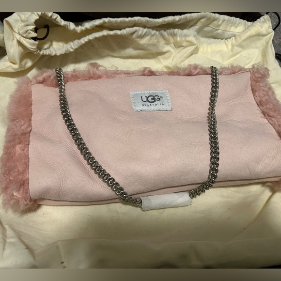 UGG Pink Shearling Muff Purse - Picture 1 of 8